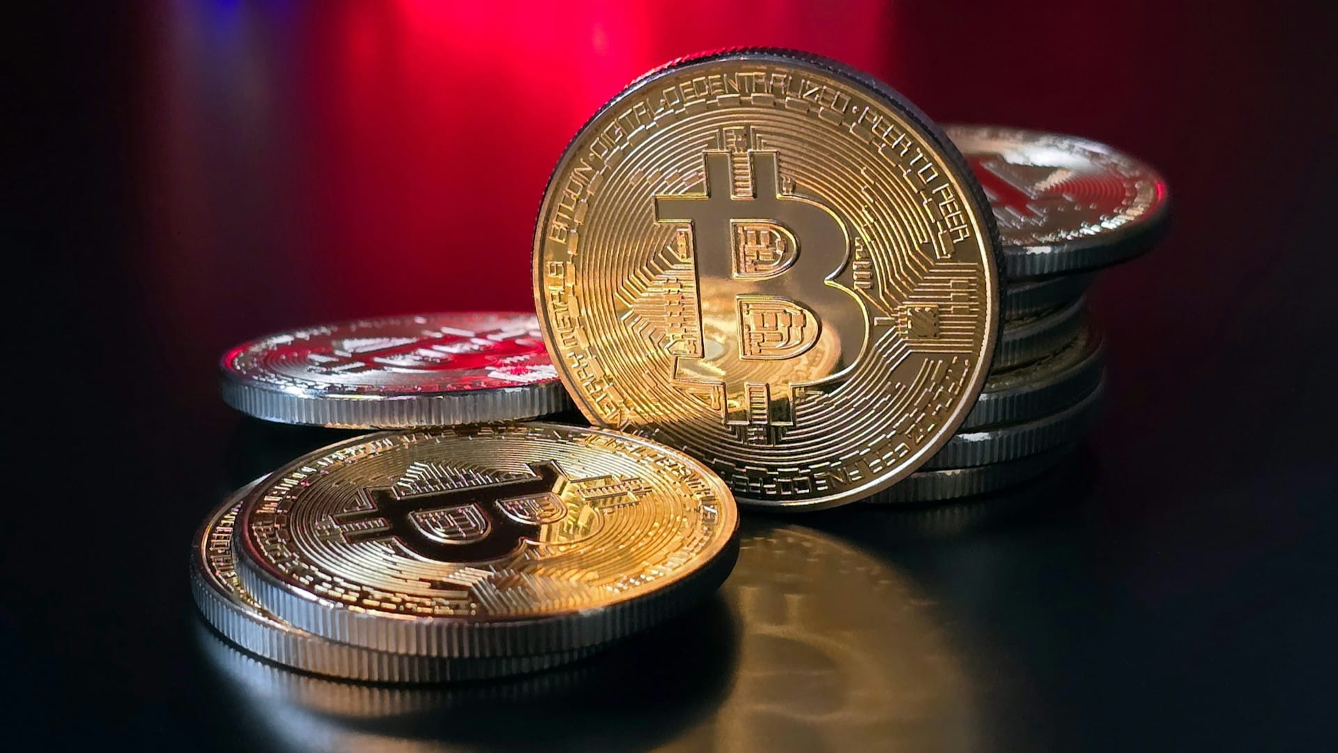 Morning-Briefing: Das steckt hinter dem Bitcoin-Crash auf 65 000 Dollar!