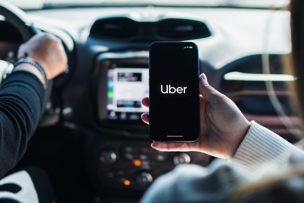 Uber liefert beim Gewinn ab und lässt beim Umsatz Fragen offen