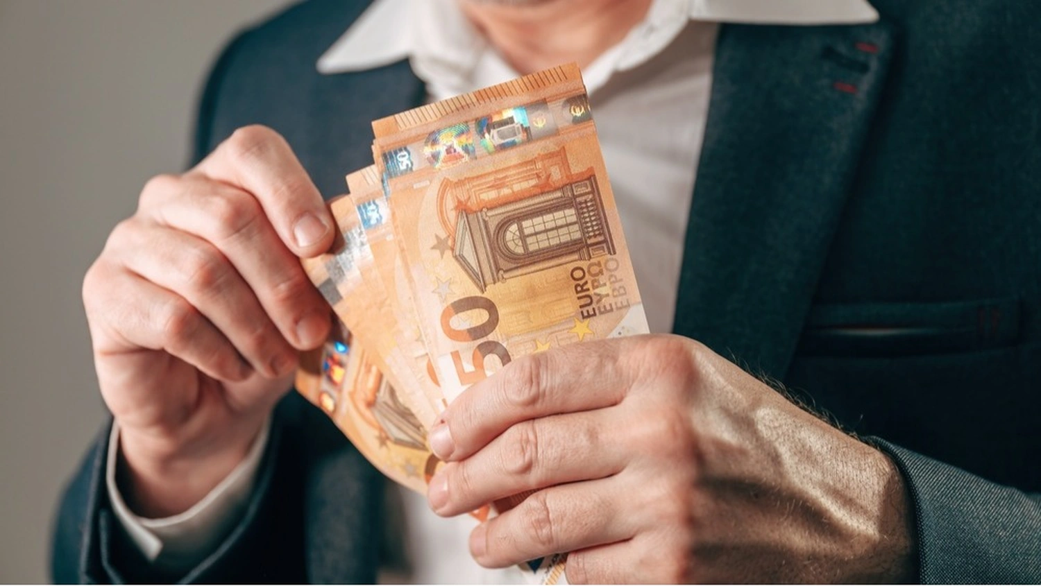 Die bösen Reichen: Verdirbt Geld unseren Charakter?