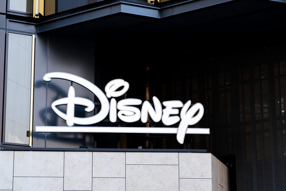 Disney überzeugt im ersten Quartal: CEO-Frage rückt in den Fokus