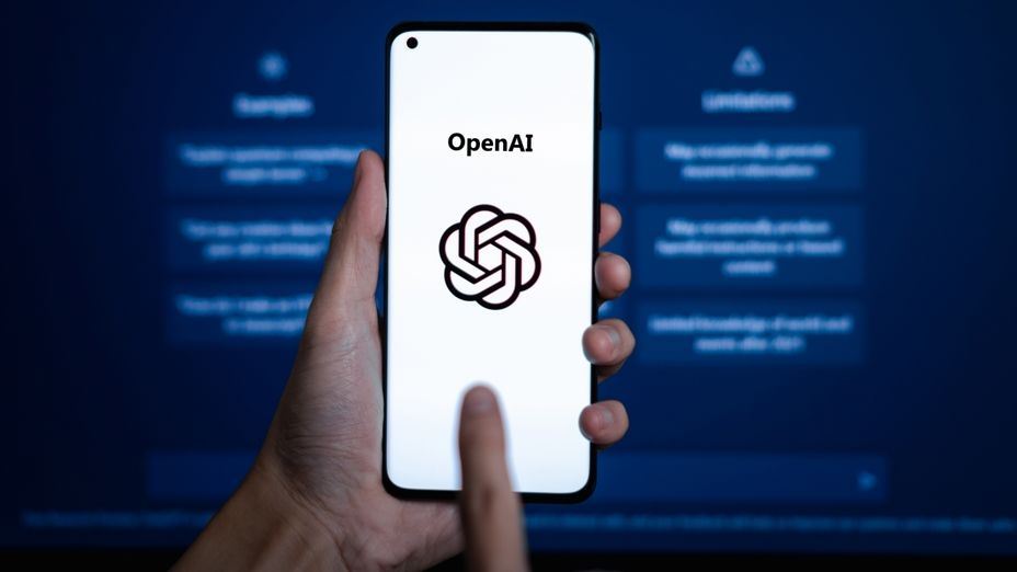 Mehr als ChatGPT: OpenAI steigt mit Foxconn ins Hardware-Geschäft ein