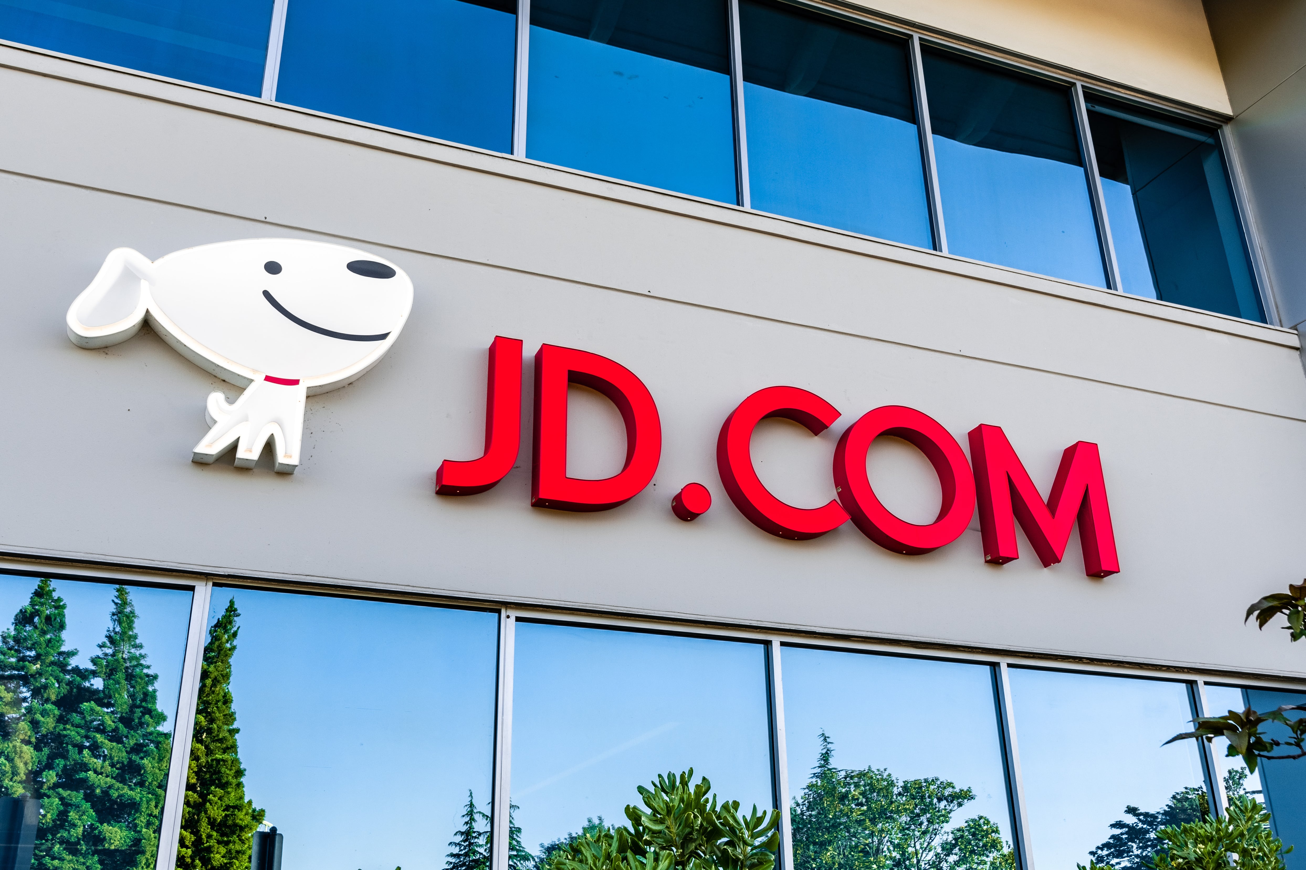 JD.com steigert Umsatz deutlich – Aktie erreicht höchsten Stand seit Juni