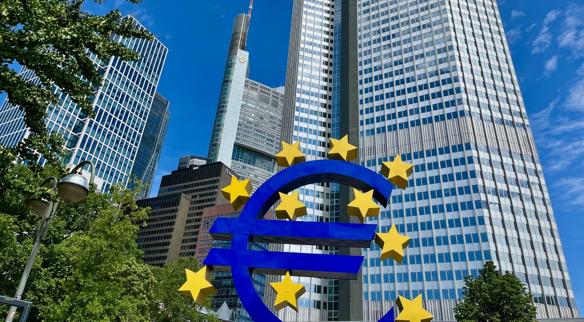 Leitzinsen bleiben gleich: Das bedeutet die Entscheidung der EZB