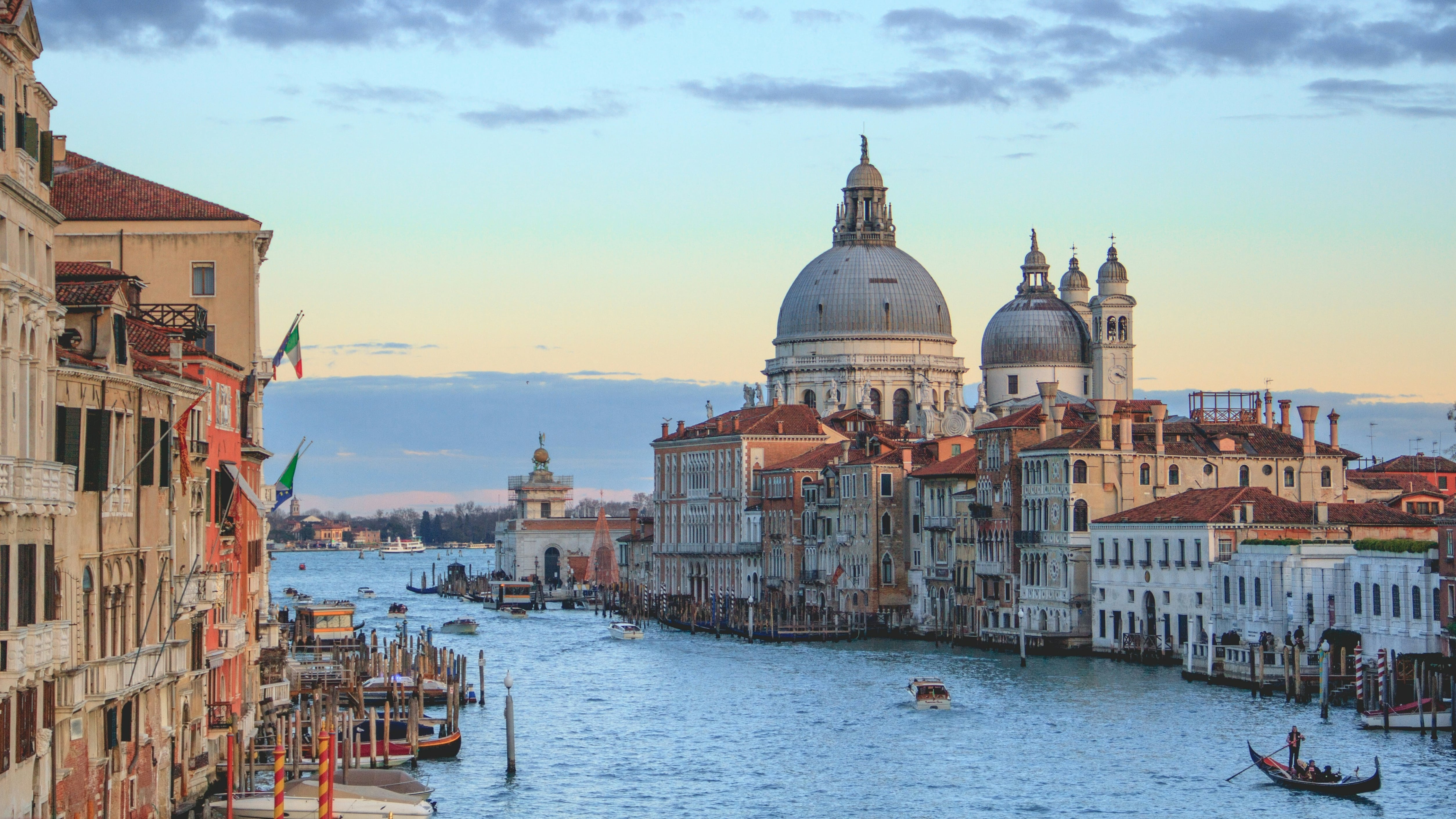 Jeff Bezos und Lauren Sánchez feiern Mega-Hochzeit in Venedig