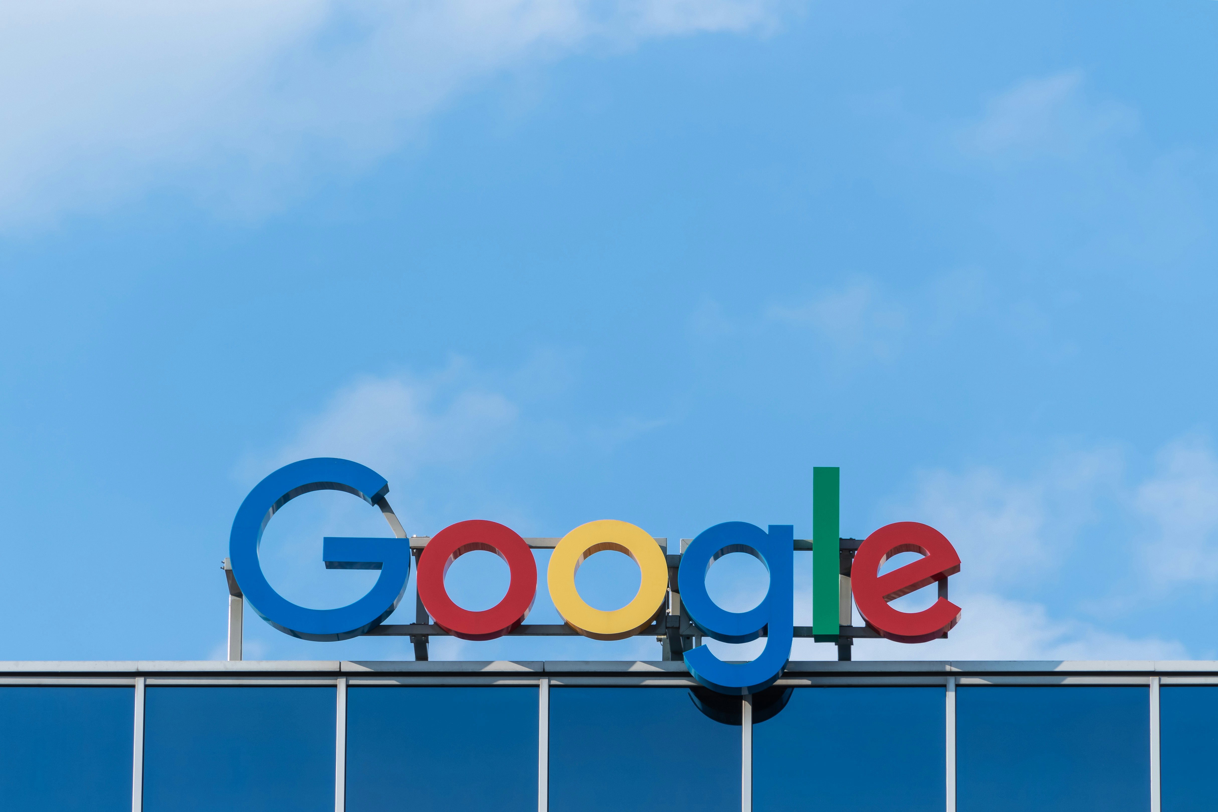Alphabet mit hohem Gewinn in Q1 2025: Jetzt die Aktie kaufen?
