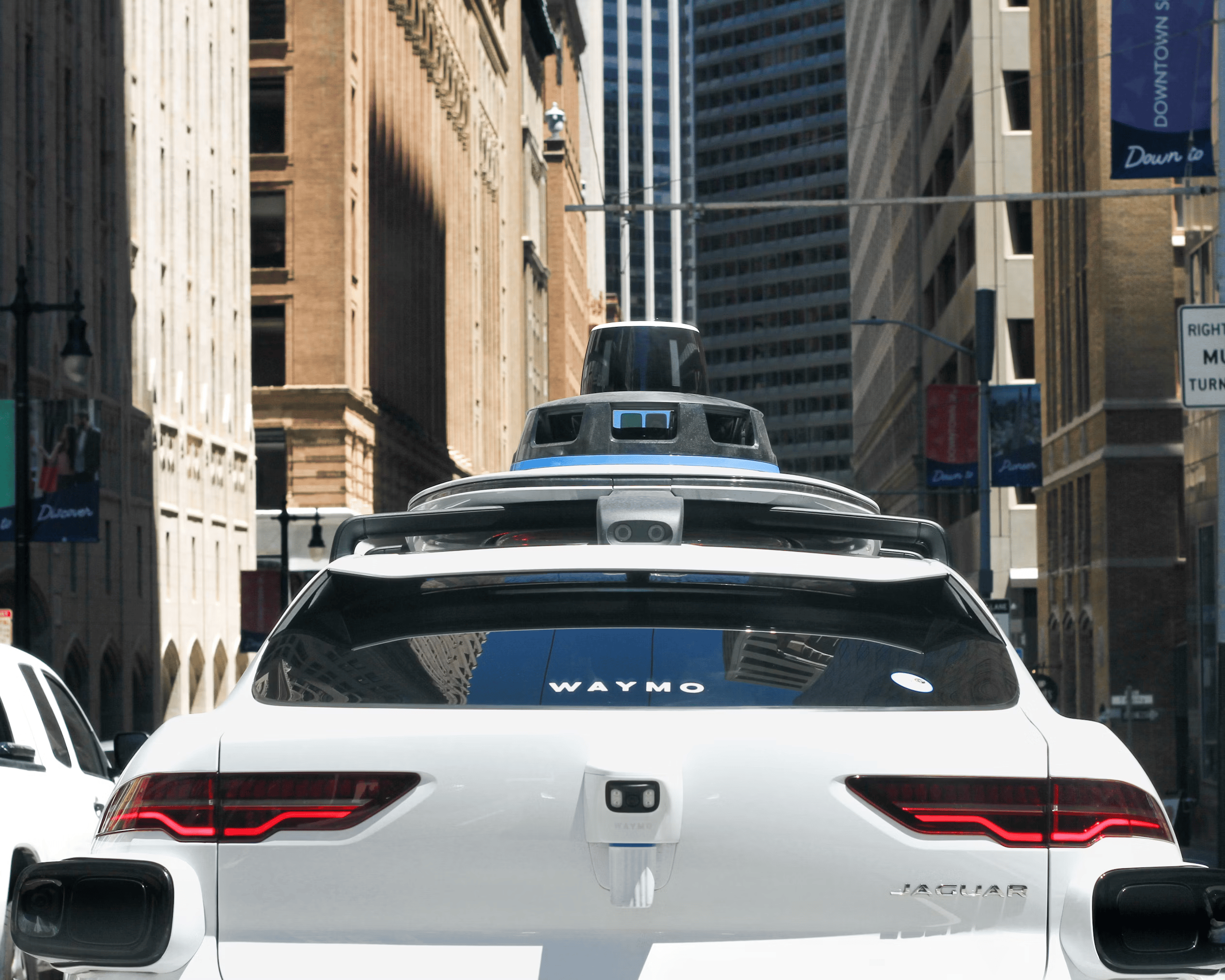 Googles KI-Offensive: Gemini 2.0 und Waymos Expansion nach Japan