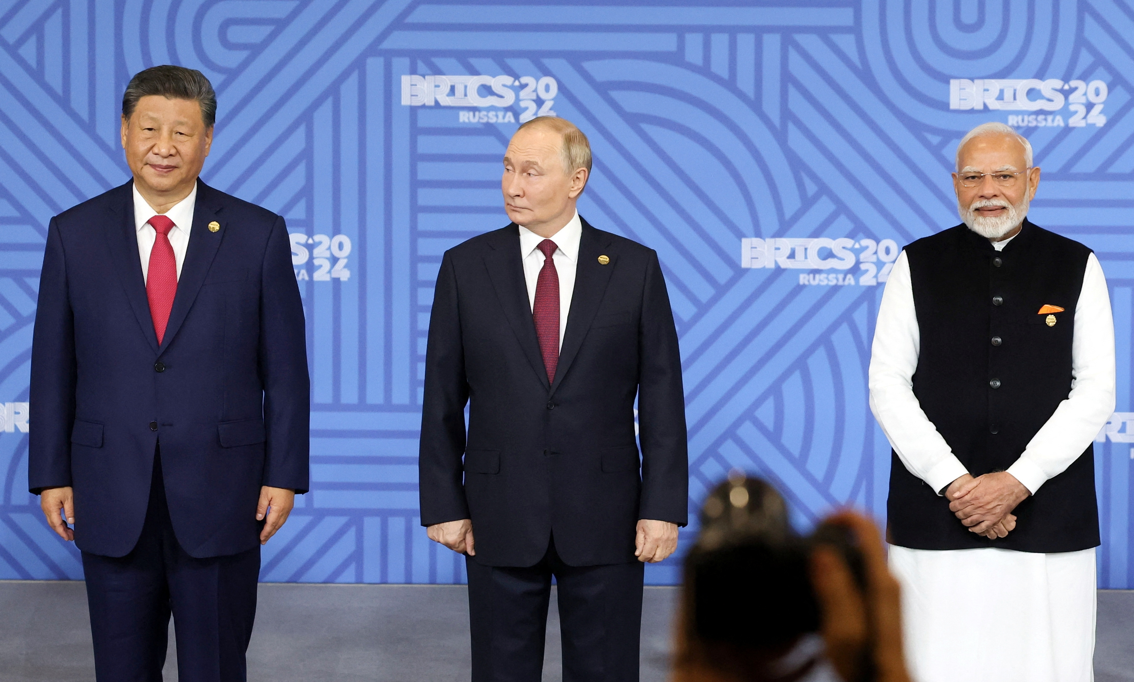 BRICS-Gipfel mit Putin: Russland und China gegen US-Dollar und für neue Weltordnung