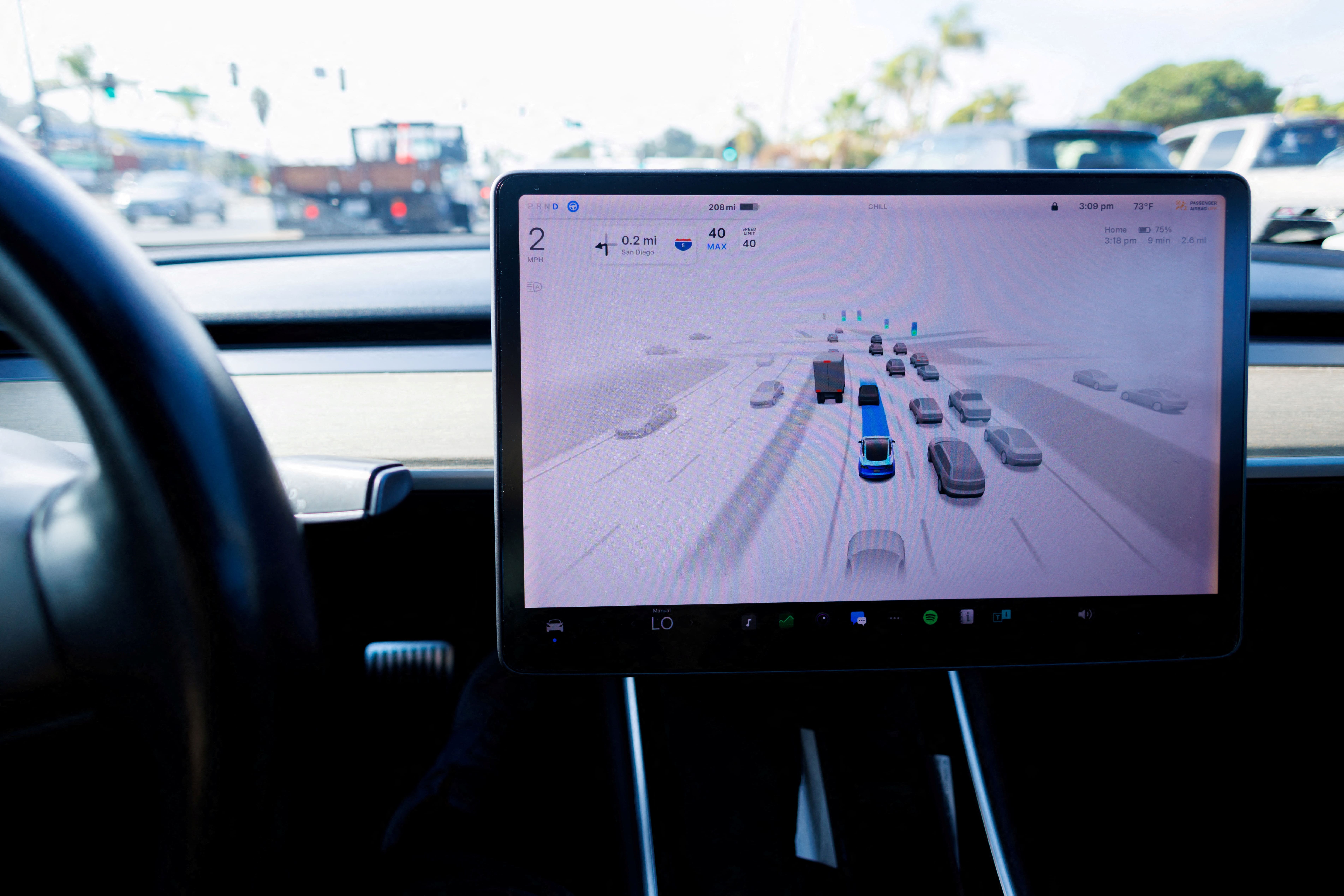 Musk und Tesla: Stress in Brasilien, Robotaxi im Sommer, Billig-Auto vom Tisch?