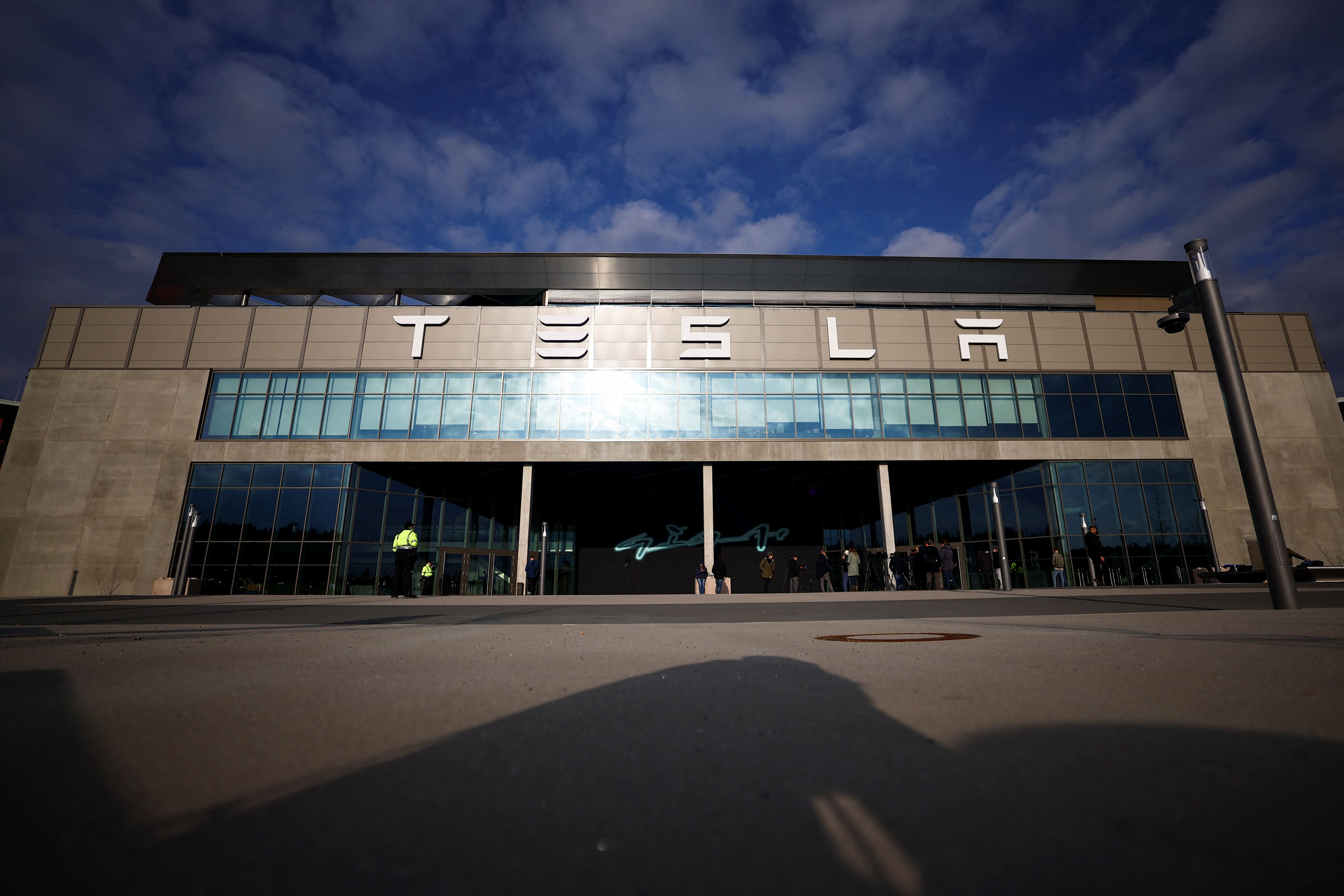 E-Auto-Thron: Tesla zieht wieder an BYD vorbei – und enttäuscht dennoch