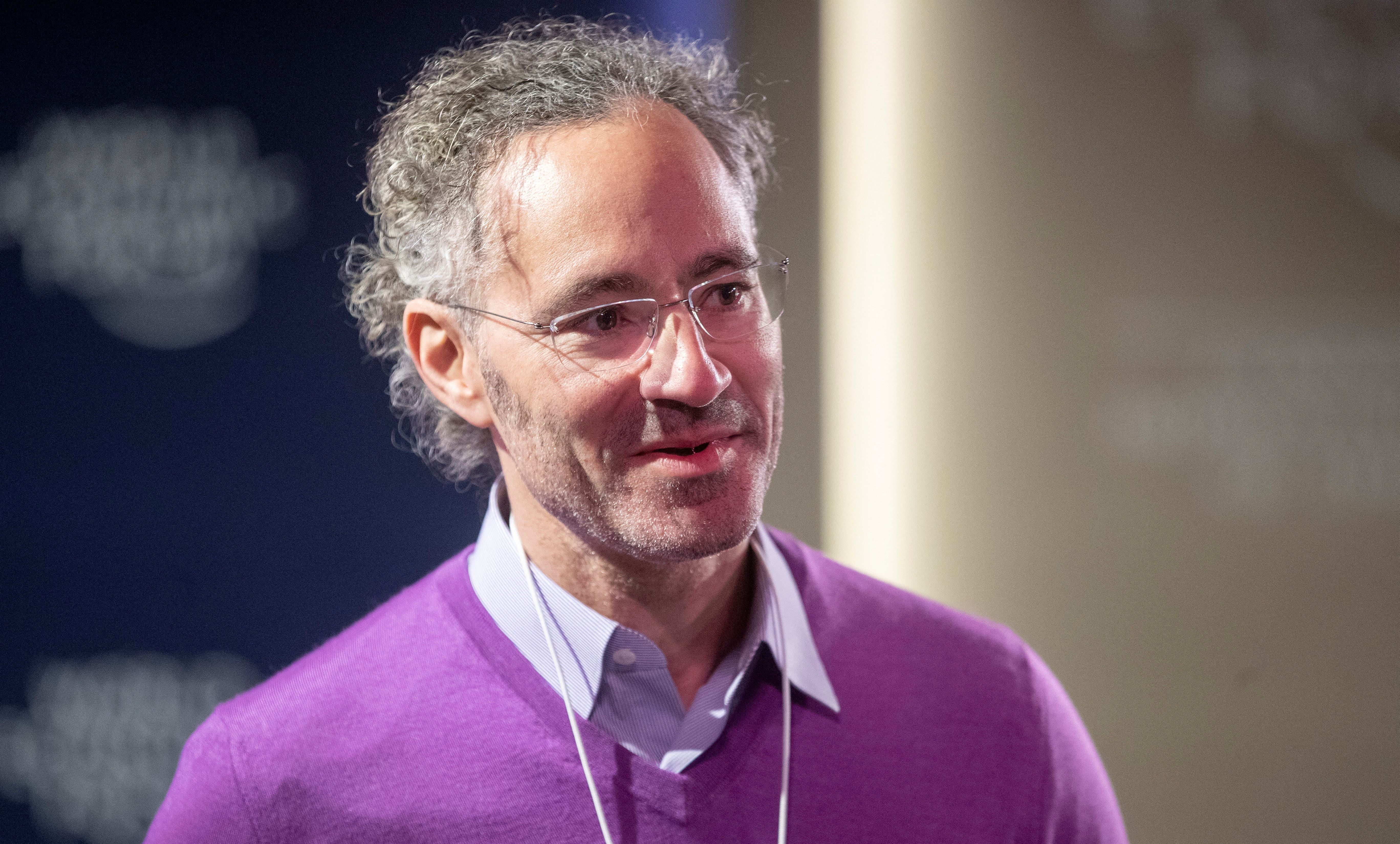 „Glauben Sie an den Westen?“ – Palantir wegen Oracle-Deal und Israel im Fokus