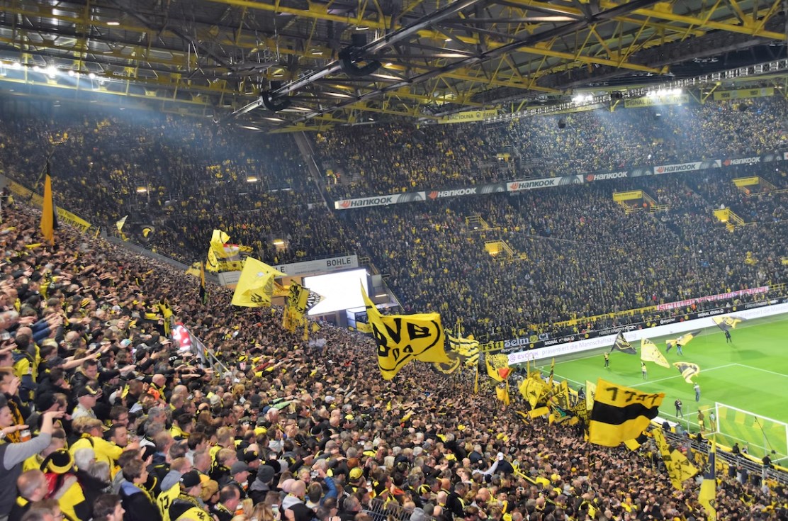 Aufstieg in den SDAX: Die Aktiengesellschaft Borussia Dortmund!