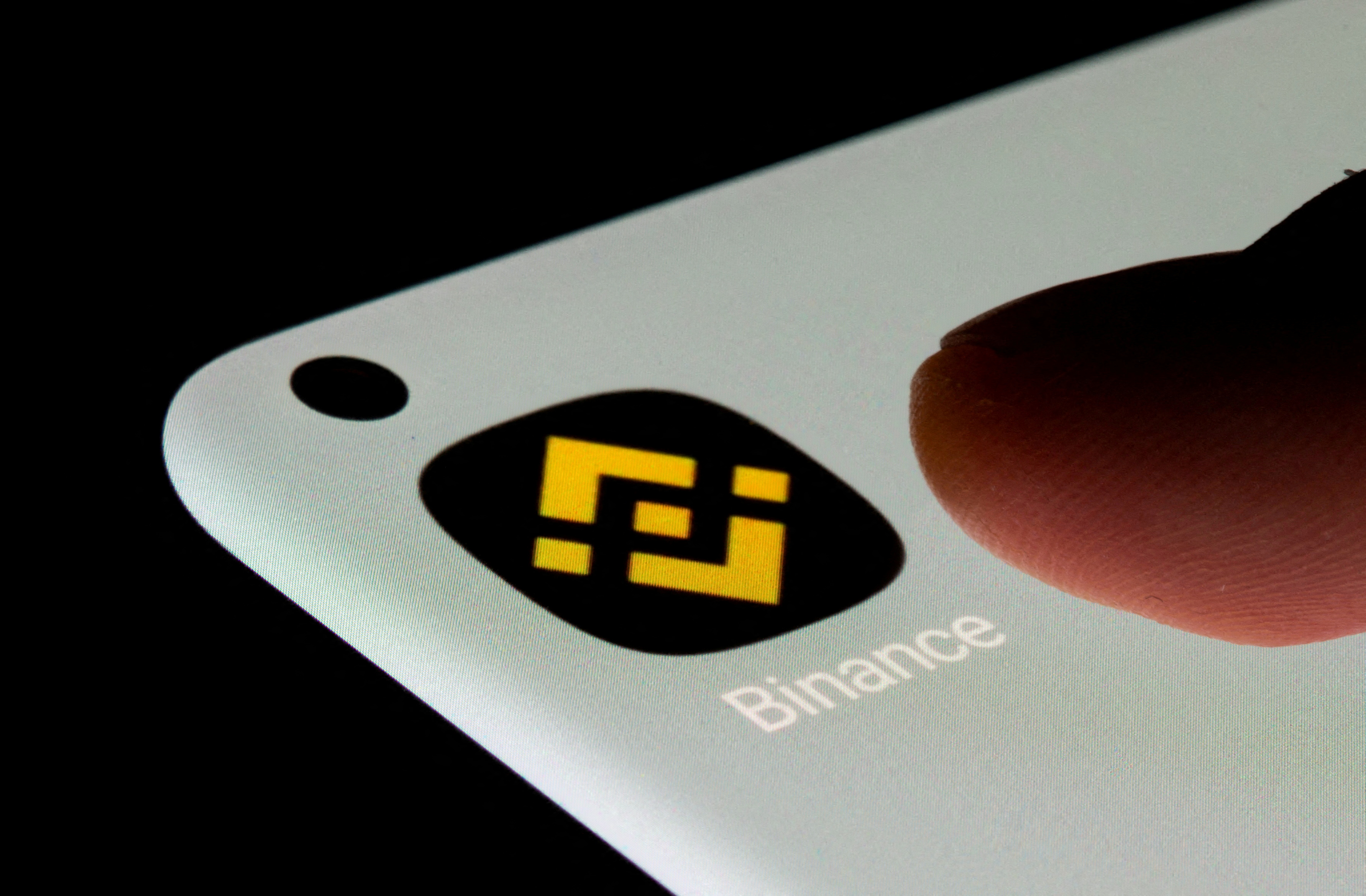 Binance: Rückzug aus den Niederlanden, Ermittlungen in Frankreich, Einigung mit der SEC?