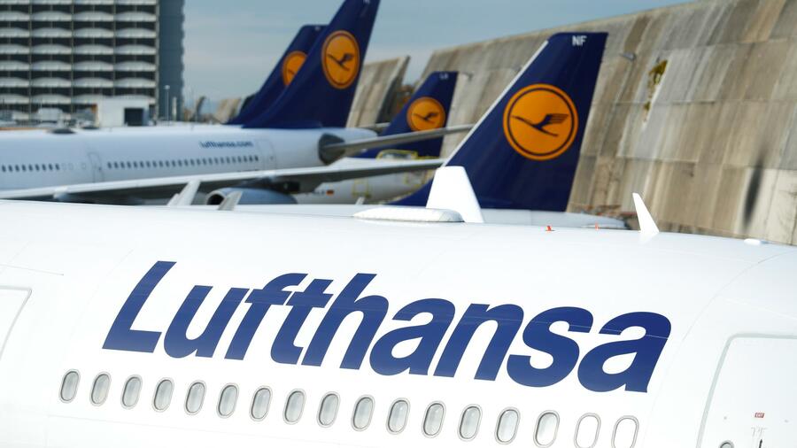 Trotz Staatshilfen in Milliardenhöhe: Lufthansa-Vorstände kassieren hohe Boni