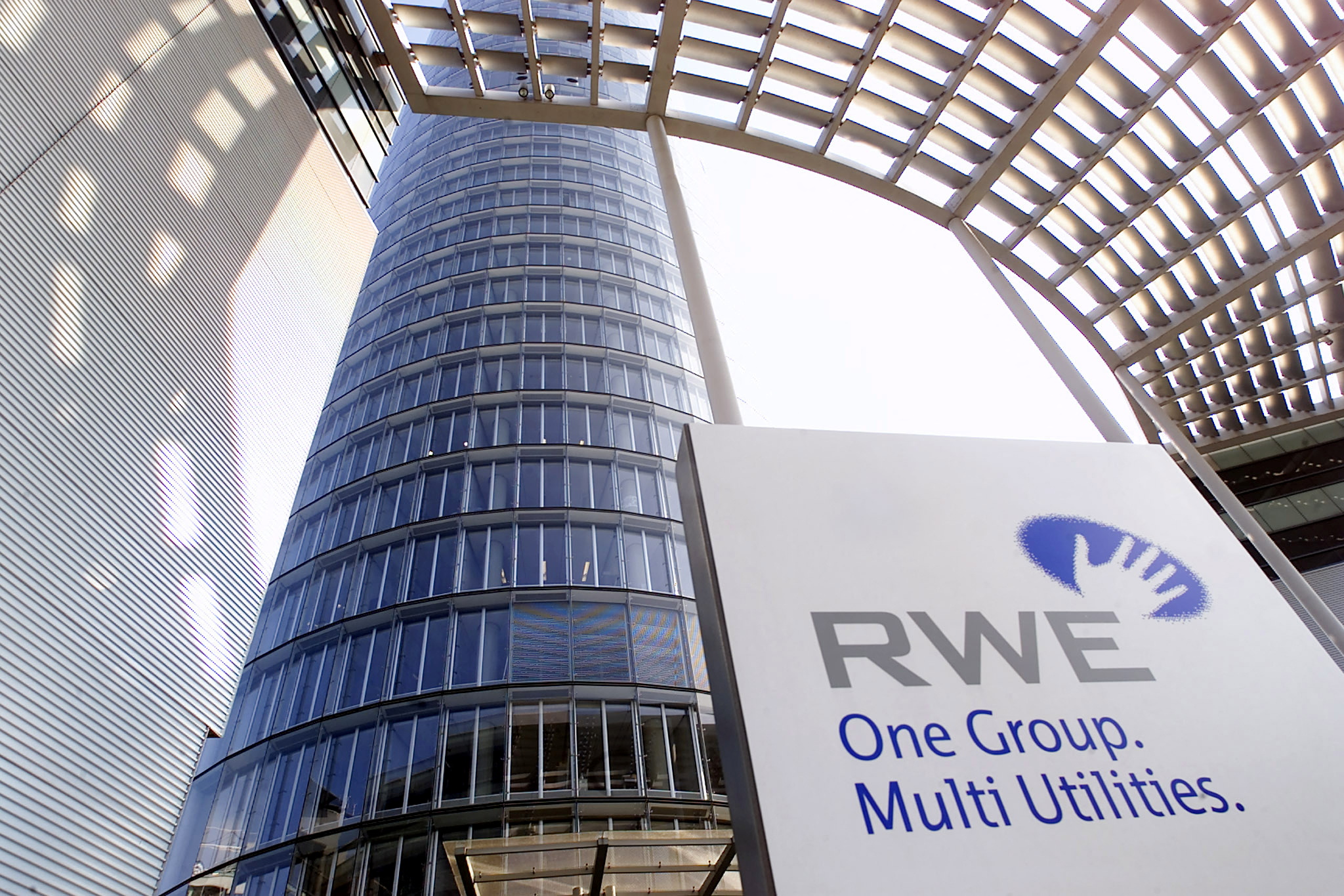Ab in eine sonnige Zukunft? RWE übernimmt US-Solarfirma und macht Katar zum größten Aktionär
