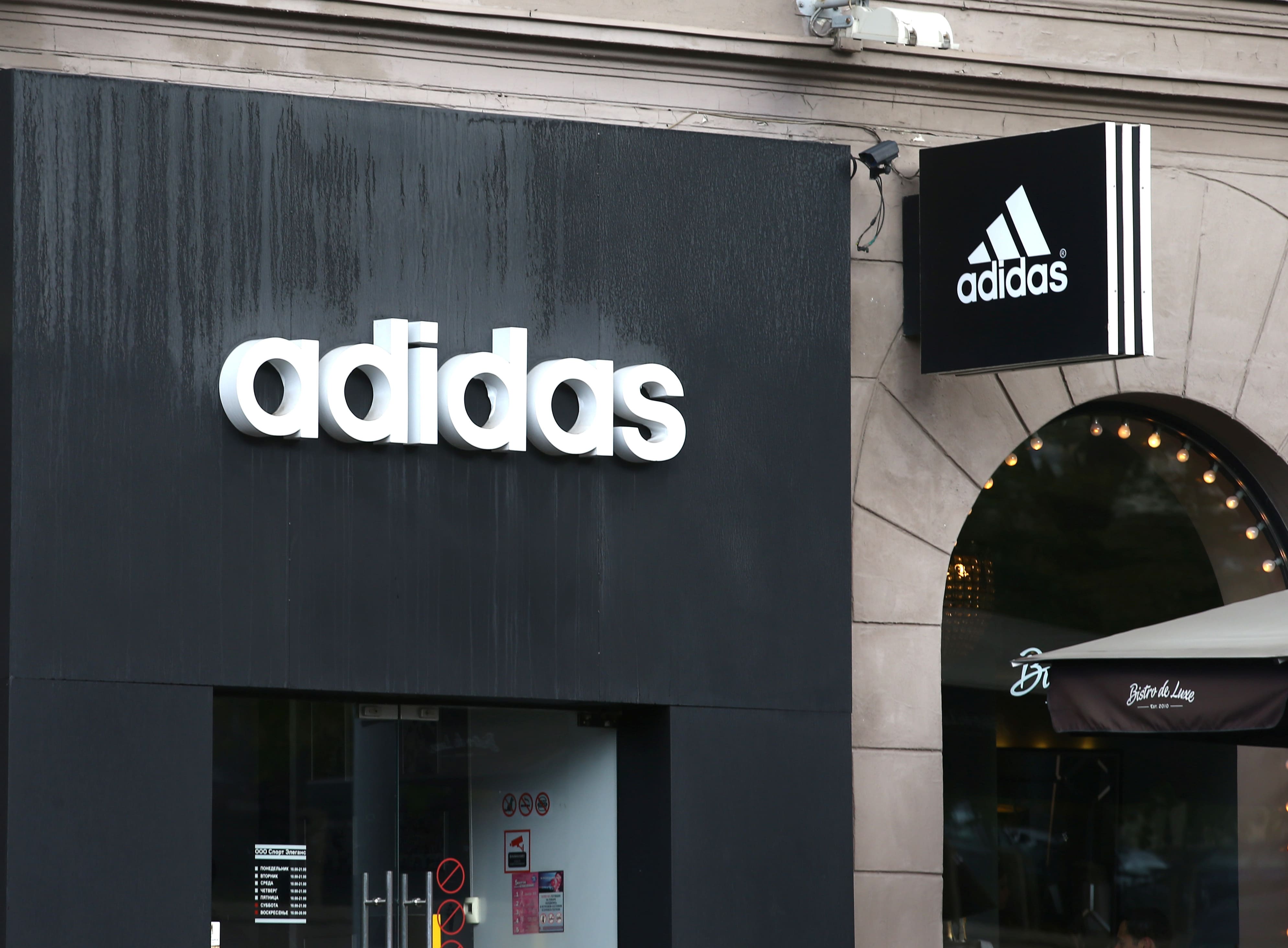Guochao? Covid? Selbstverschulden? Adidas China-Geschäft bricht weiter massiv ein