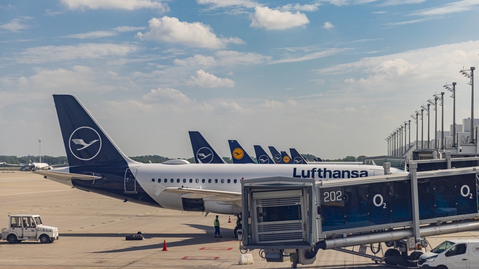 Traden im Flieger: Lufthansa kooperiert mit Starlink für Internetzugang