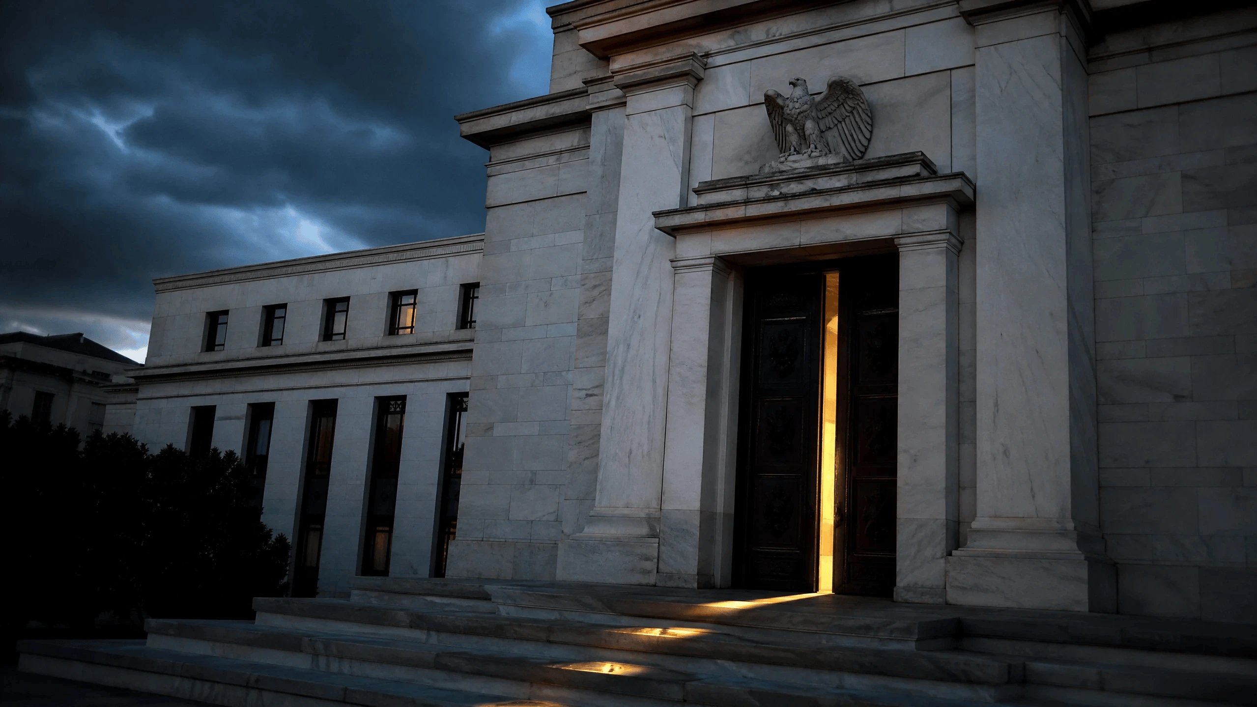 Fed's Entscheidungs-Dilemma: Warshs erste große Prüfung