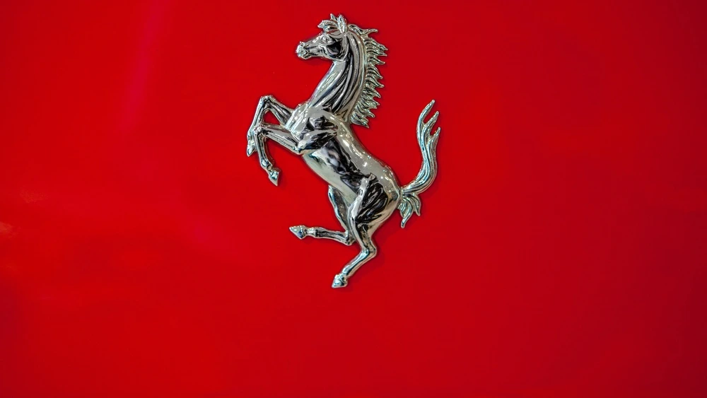 Ferrari enttäuscht – und hebt trotzdem die Prognose