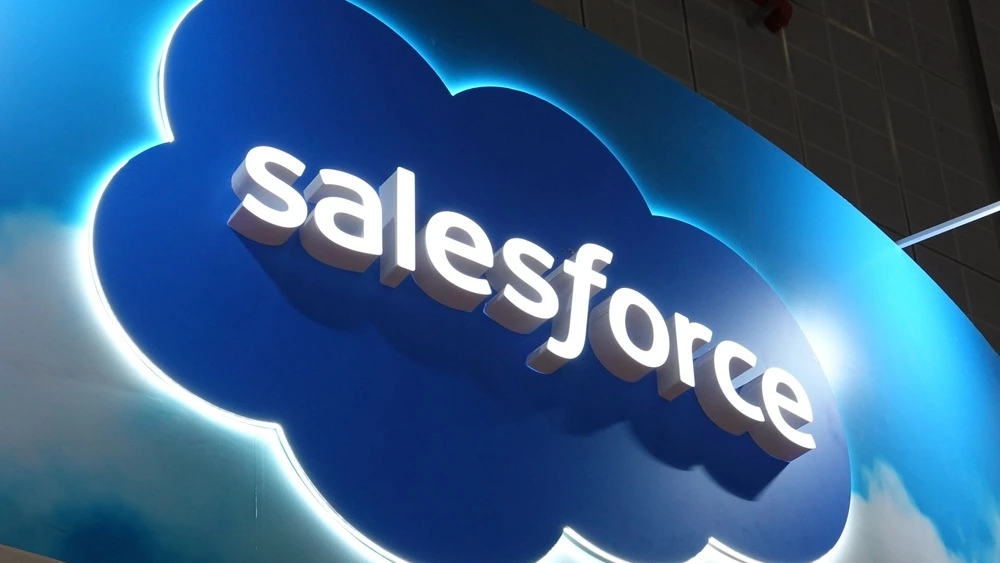 Salesforce erstes Quartal 2026: Umsatz schlägt, EPS verfehlt